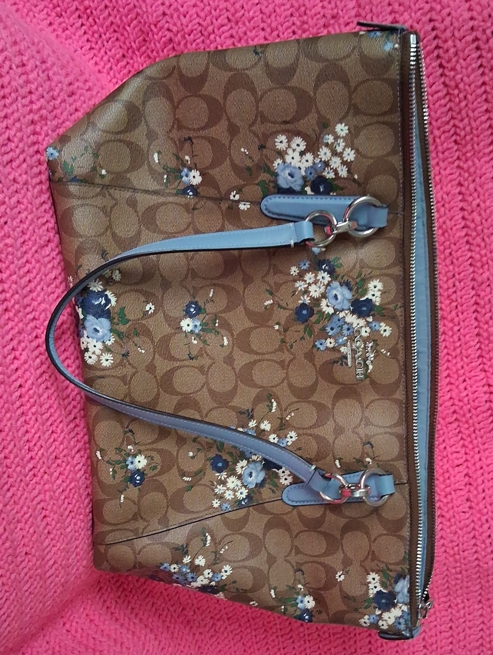 Beautiful Large Coach Tote Bag